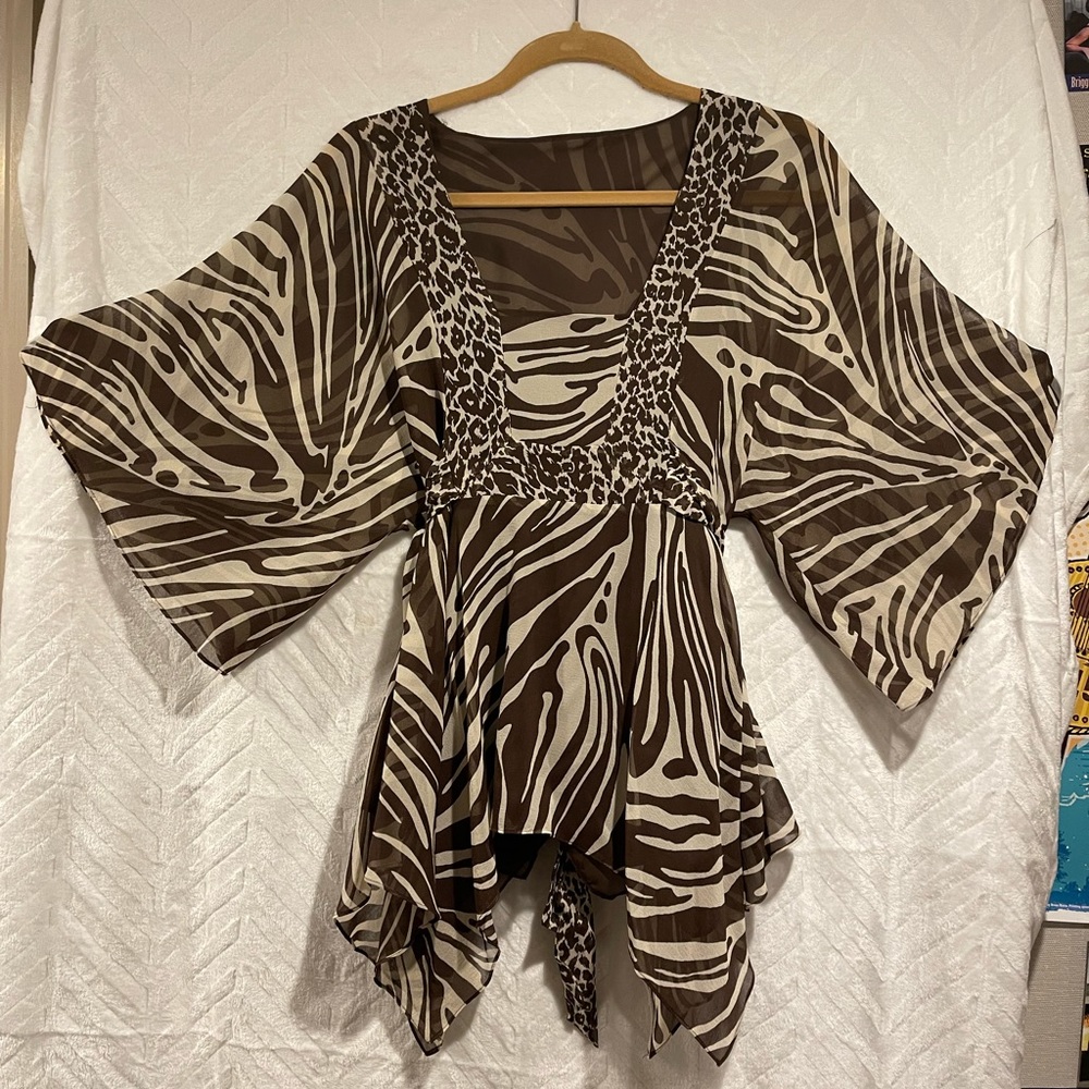 Beautiful Tiger Top